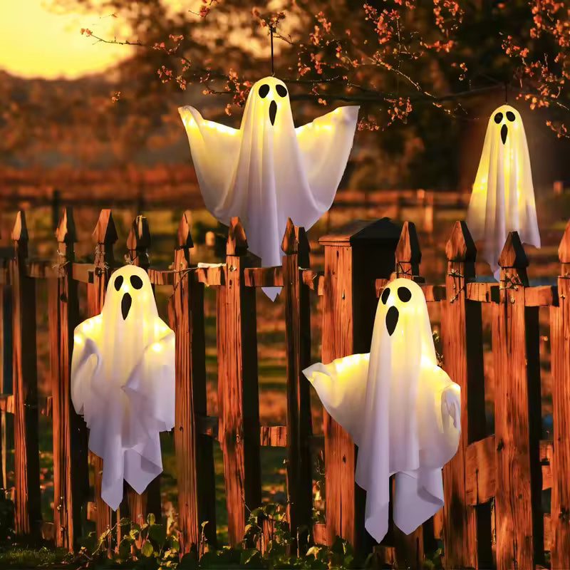Outdoor/indoor hanging ghosts